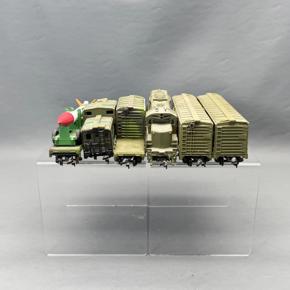 HO Scale US Army Military Train Lot Vintage Locomotive Flatcars Cannon Missile